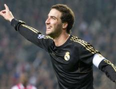 开云官方app入口-猛龙过江！西亚卡姆天神下凡轰44分，广厦主场狂胜广东35分创历史