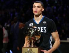 开云体育-逆袭之夜，波兰铁骑碾压德国战车，阿劳霍诠释何为现代防守艺术