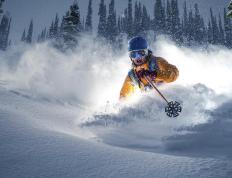 开云官方app入口-征服者的哀歌，巴拉圭与巴萨宿命交战中，一个叫恩佐的刺客在改写剧情