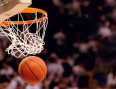 开云官网-圣西罗风暴，AC米兰险胜切尔西背后的世界排名争夺战