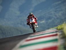 开云体育在线-红土困局与硬地称王，梅德韦杰夫的场地辩证法