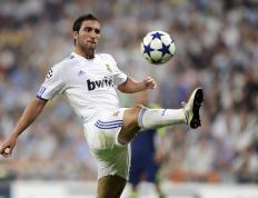 开云体育APP下载-风驰电掣的独角戏，利拉德扛起全队，快船轻取四川背后的一人兵法