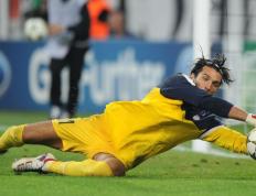 开云体育平台APP-夏日限定，当76人跨越一万公里，与欧文一起点燃杭州的夜