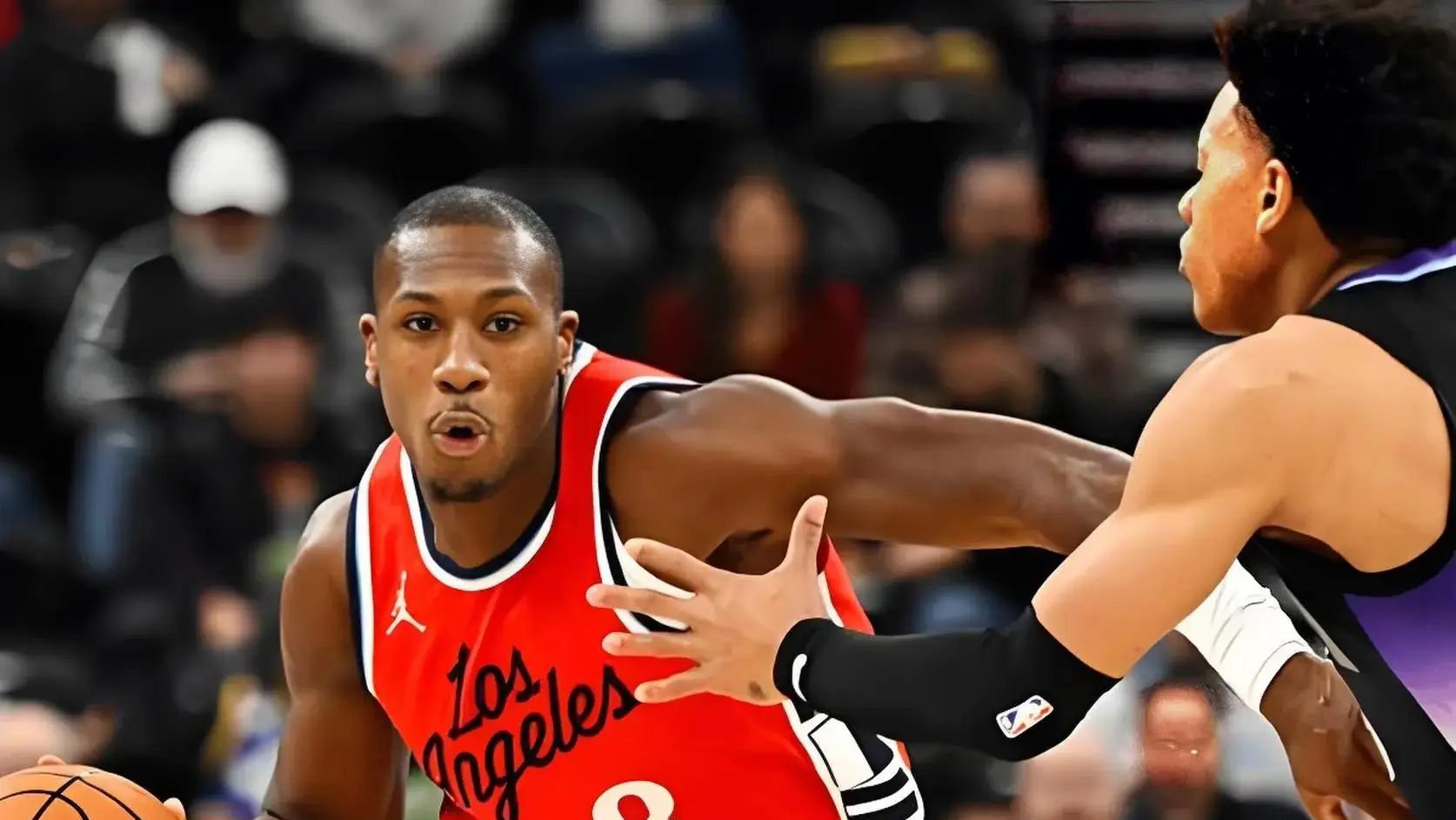 开云下载-NBA球员事件后首次接受采访
