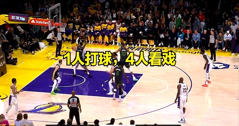 开云体育在线-太阳尴尬告负，湖人全队轰三双疯狂砍