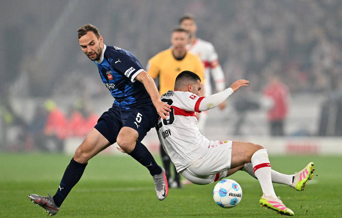 开云体育在线-斯图加特客场获胜,表现稳健