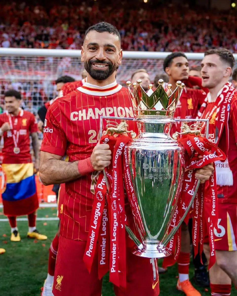 开云官方app入口-利物浦中场球员表现出色，助球队取得胜利的简单介绍