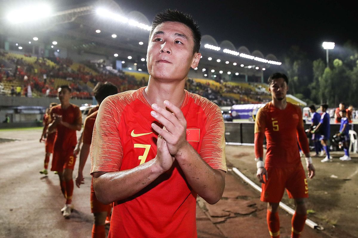 开云平台-猛龙不敌篮网：柯瑞文继续发威率队力克对手取得胜利