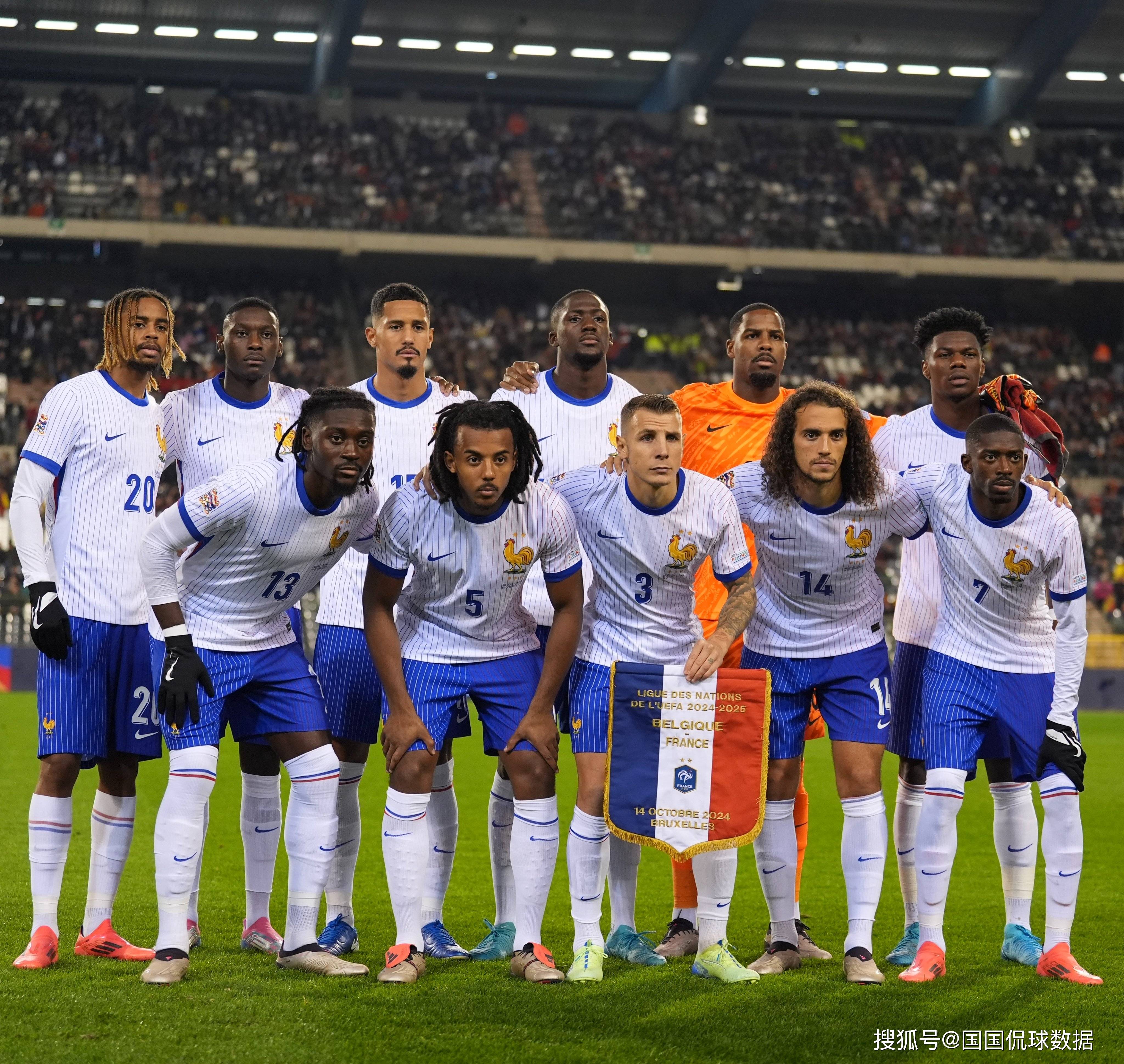 开云下载-欧国联球队备战关键比赛全力以赴