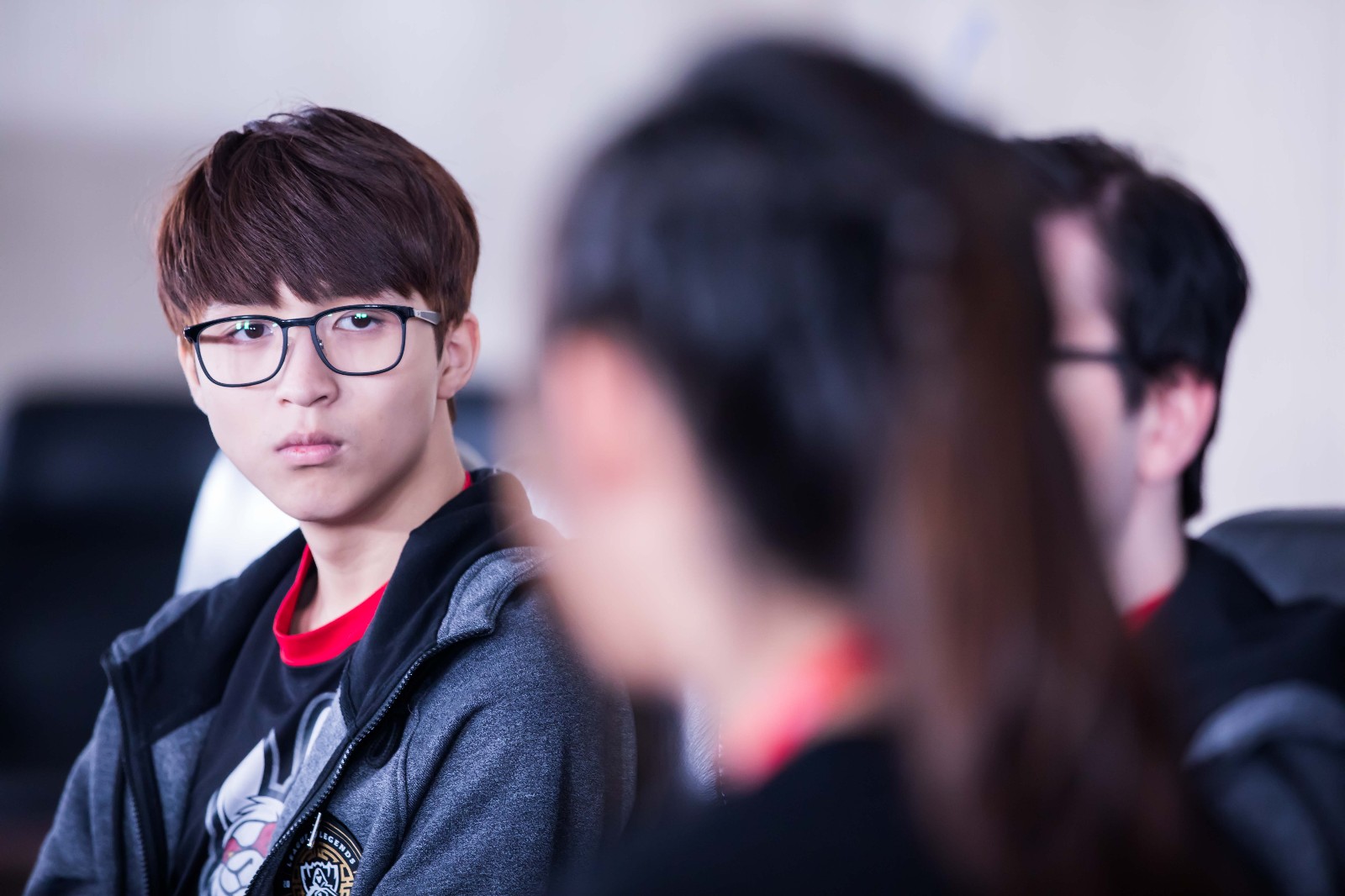 开云体育-包含GEN轻取PSG,Hanssama打出惊人五杀激烈交锋入围赛,成为赛场最大亮点的词条