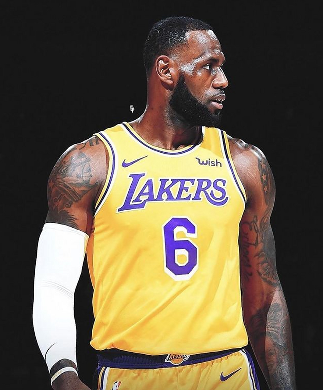 开云体育入口-灰熊终结湖人季后赛胜利纪录，晋级西部决赛