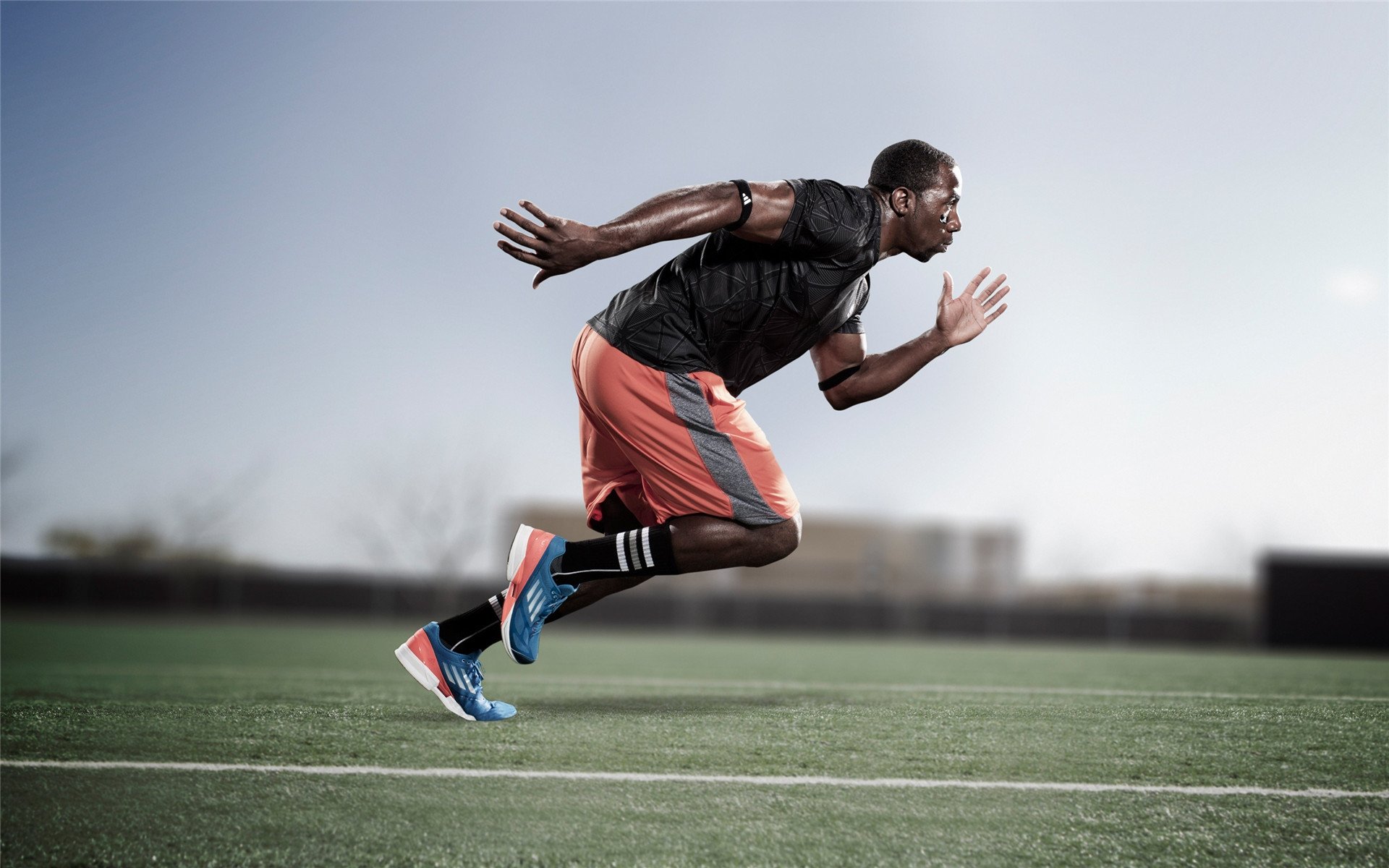 开云平台-足球世界的双重震撼,巴拉圭终结法国,莱万关键先生定胜局