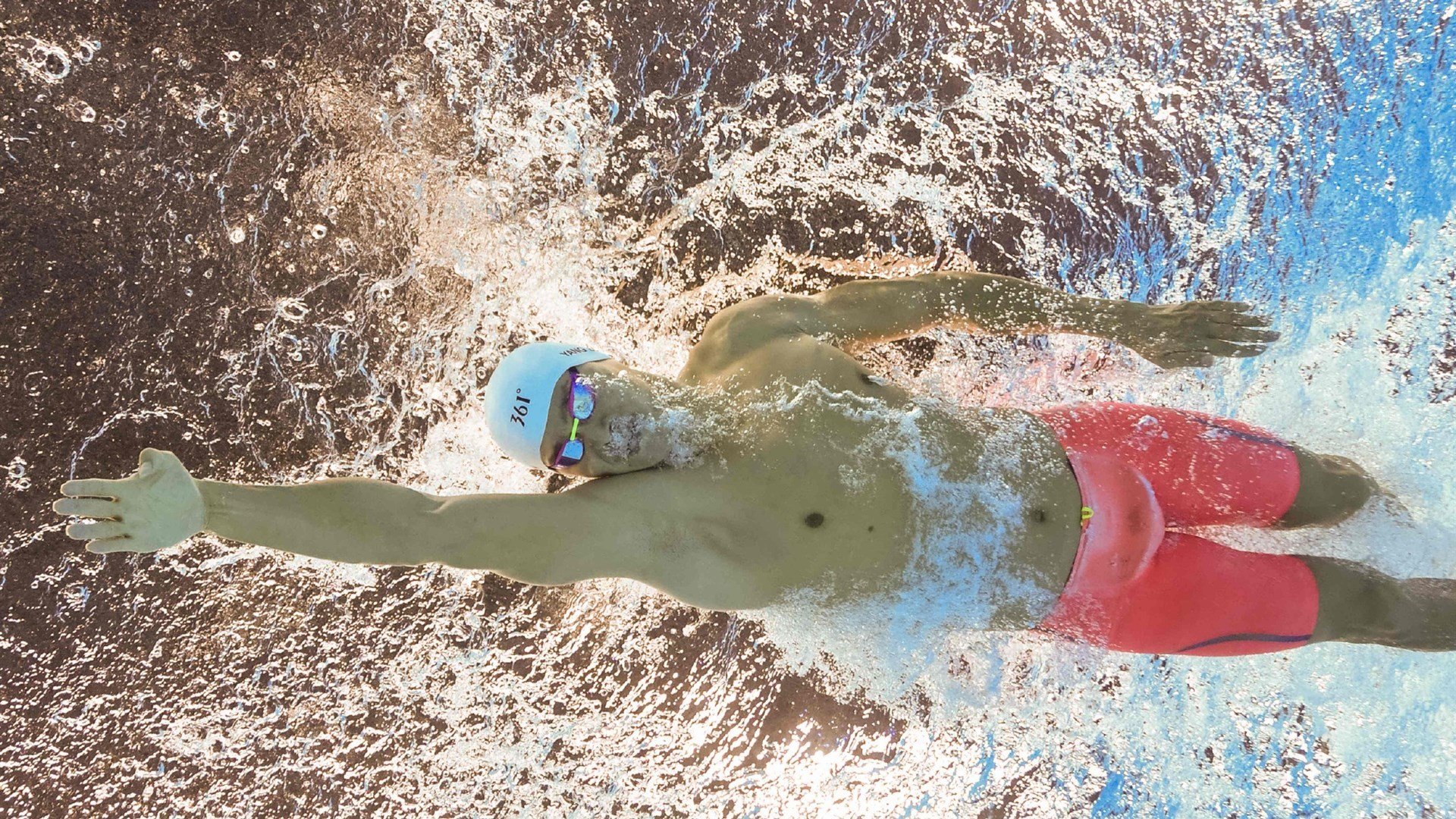 开云下载-印度队惊天逆转马来西亚队，黄鸭组合刷新混双纪录—羽毛球亚锦赛的双重荣耀